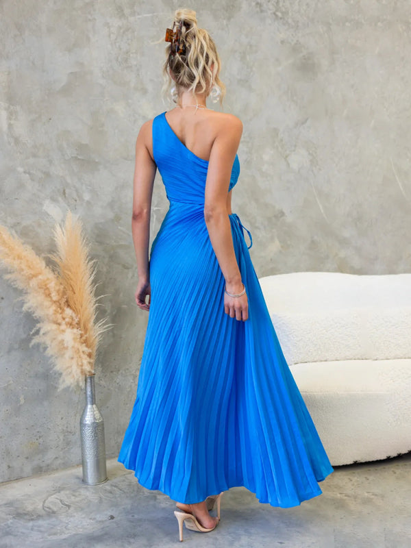 Women’s Elegant Pleated Dress One Shoulder Waist Hollow Dress
