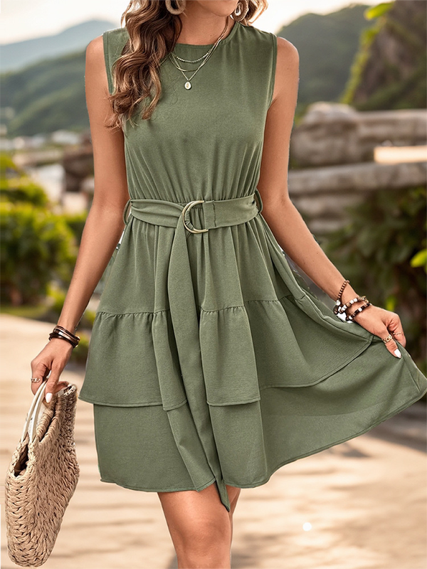 Women’s round neck solid color tiered sleeveless round neck dress
