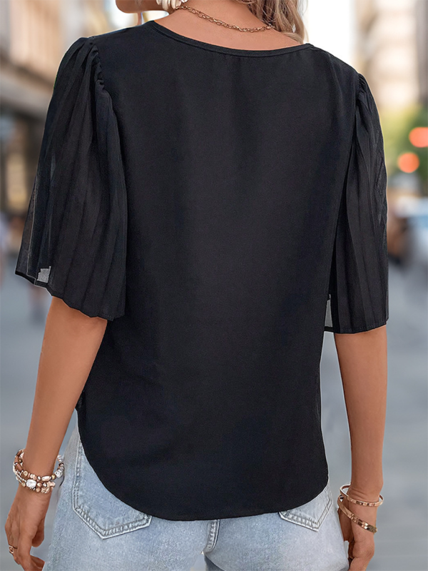 Women’s solid color pleated short sleeve shirt