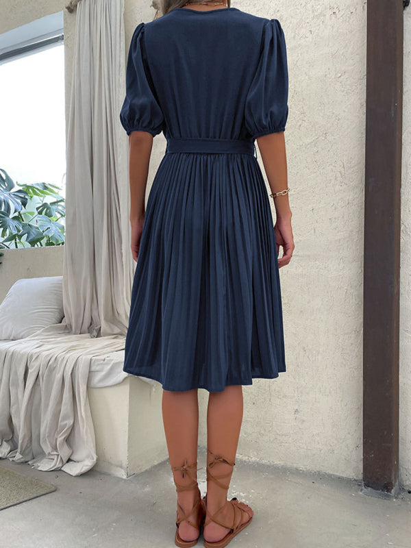Women’s Solid Color Tie V Neck Pleated Dress