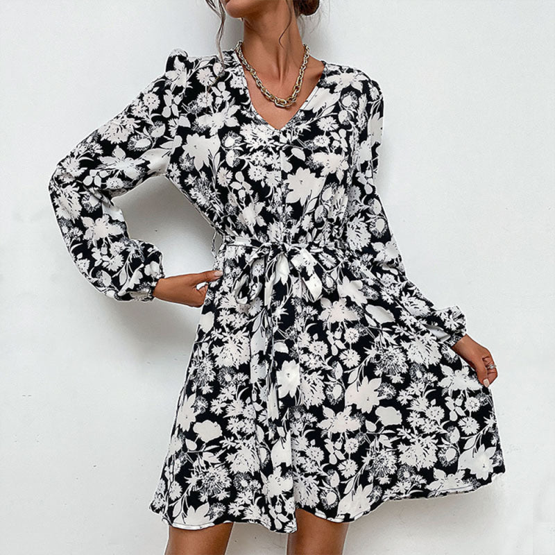 Women’s Woven V-Neck Printed Long-Sleeved Dress - Black / S